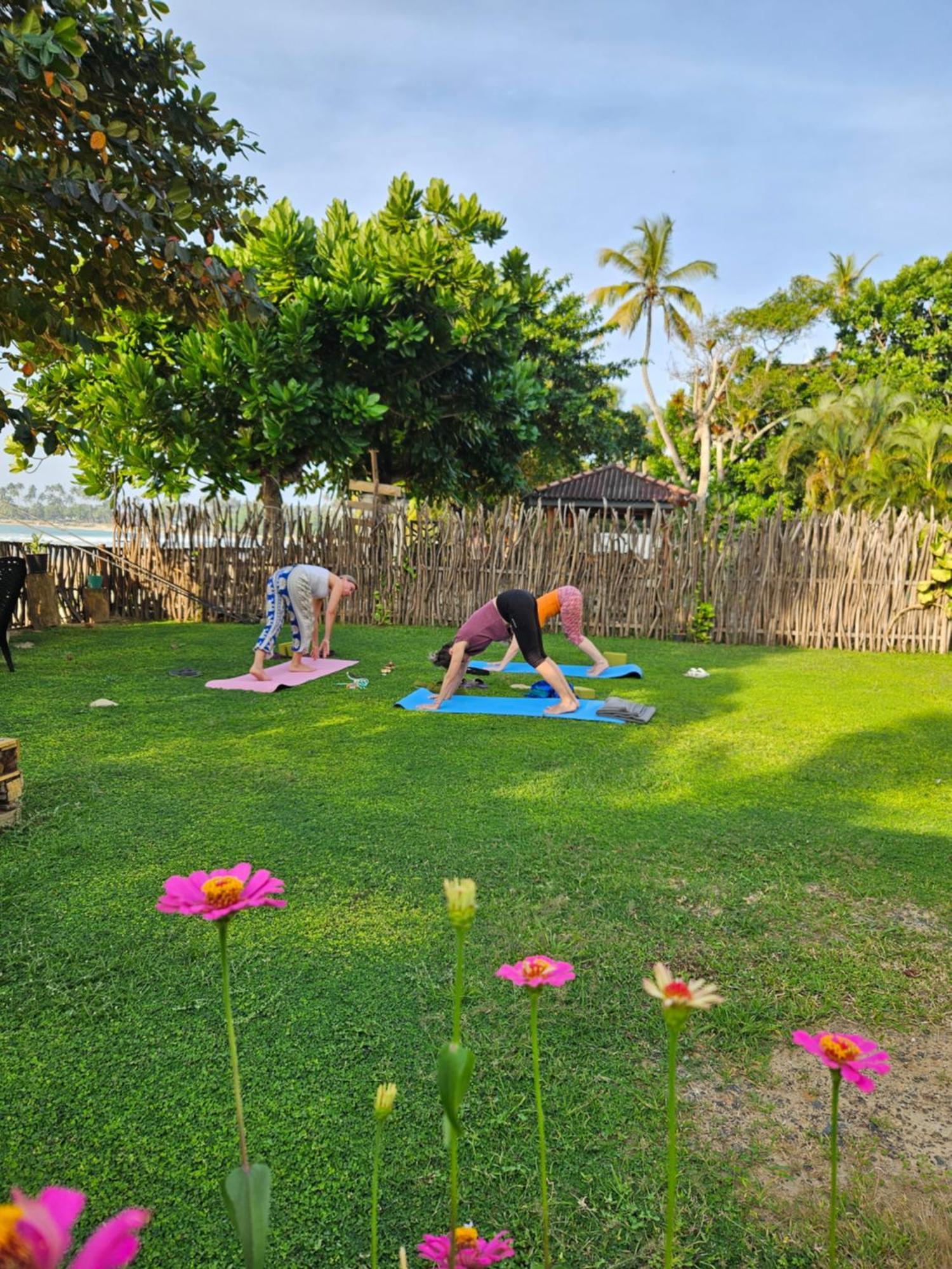 Balance Beach Resort Dikwella Exterior foto
